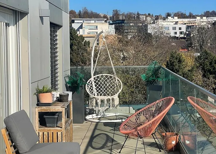 아파트 Penthouse 360 View 2br, Large Terrace 로잔