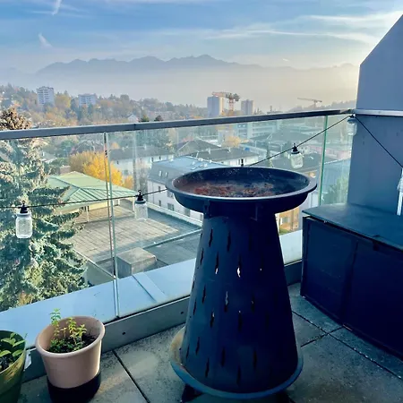 公寓 Penthouse 360 View 2br, Large Terrace
